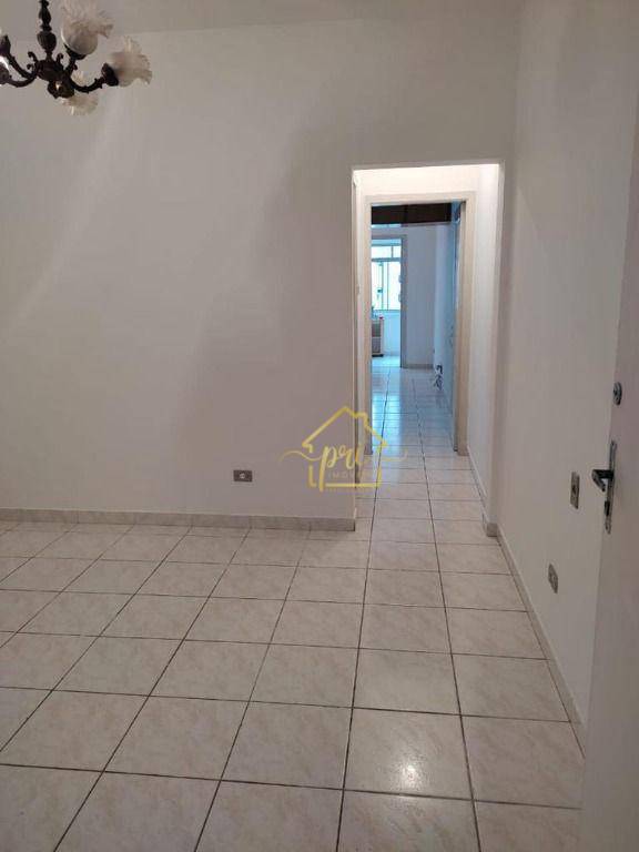 Apartamento à venda com 2 quartos, 67m² - Foto 8