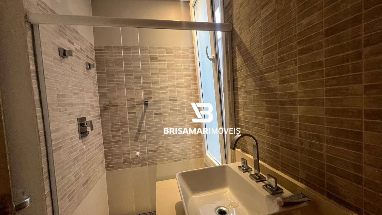 Casa à venda e aluguel com 4 quartos, 458m² - Foto 25
