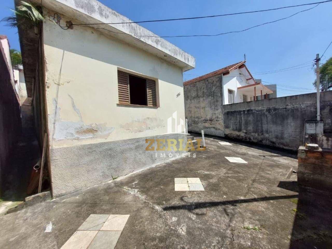 Casa à venda com 4 quartos, 180m² - Foto 1