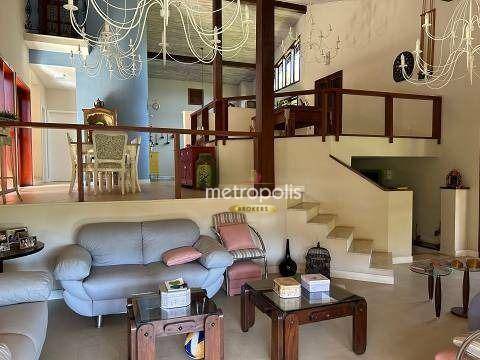 Casa de Condomínio à venda com 4 quartos, 360m² - Foto 2