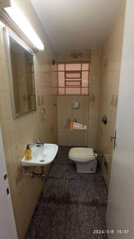 Sobrado à venda com 2 quartos, 200m² - Foto 5