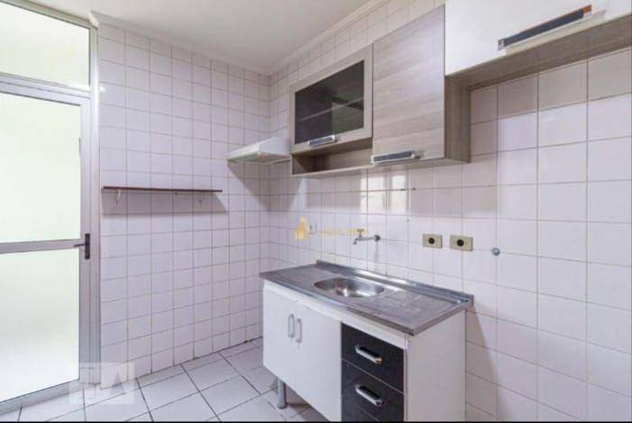 Apartamento à venda com 2 quartos, 61m² - Foto 1