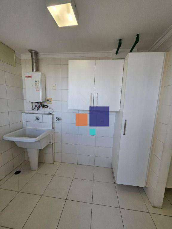 Apartamento para alugar com 4 quartos, 182m² - Foto 15