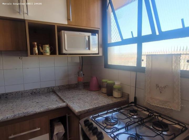 Apartamento à venda com 2 quartos, 61m² - Foto 7