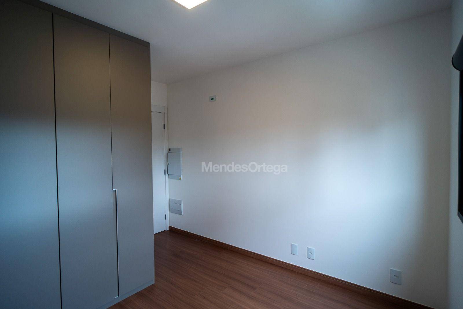 Apartamento à venda com 3 quartos, 107m² - Foto 14