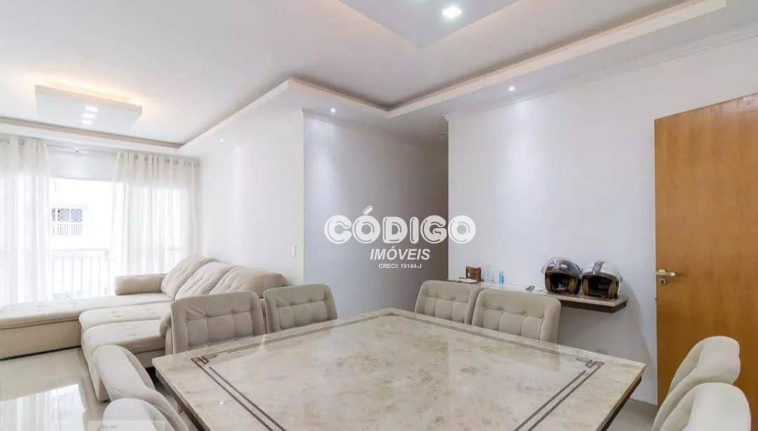 Apartamento à venda com 3 quartos, 107m² - Foto 2