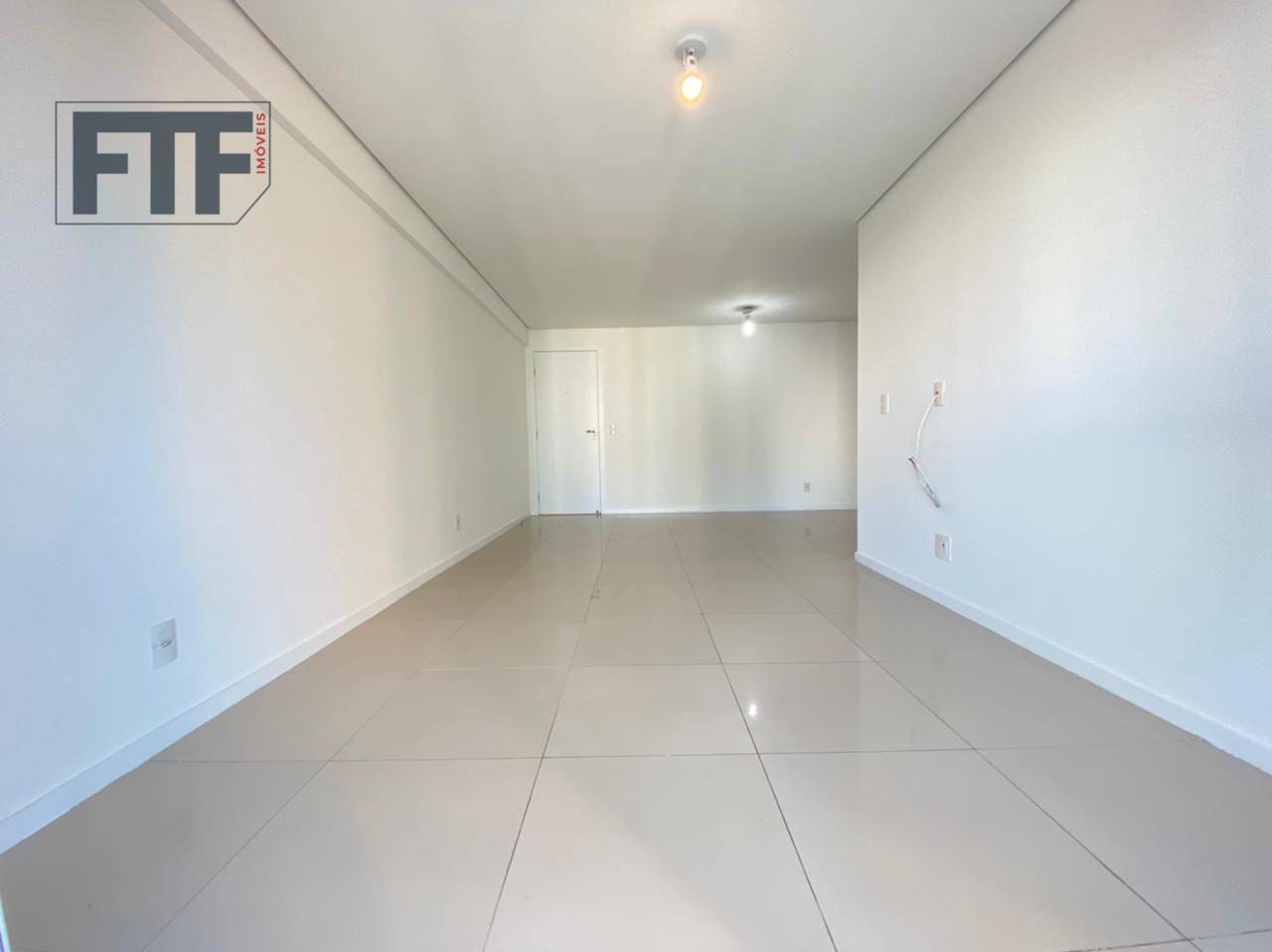 Apartamento à venda com 3 quartos, 127m² - Foto 1