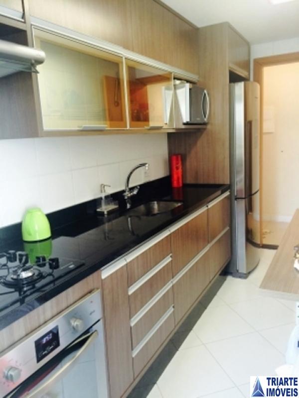 Apartamento à venda com 3 quartos, 75m² - Foto 8