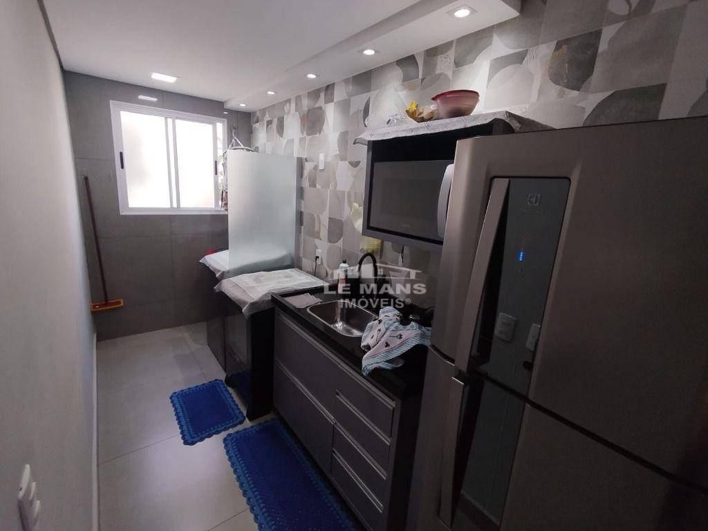 Apartamento à venda com 2 quartos, 44m² - Foto 5