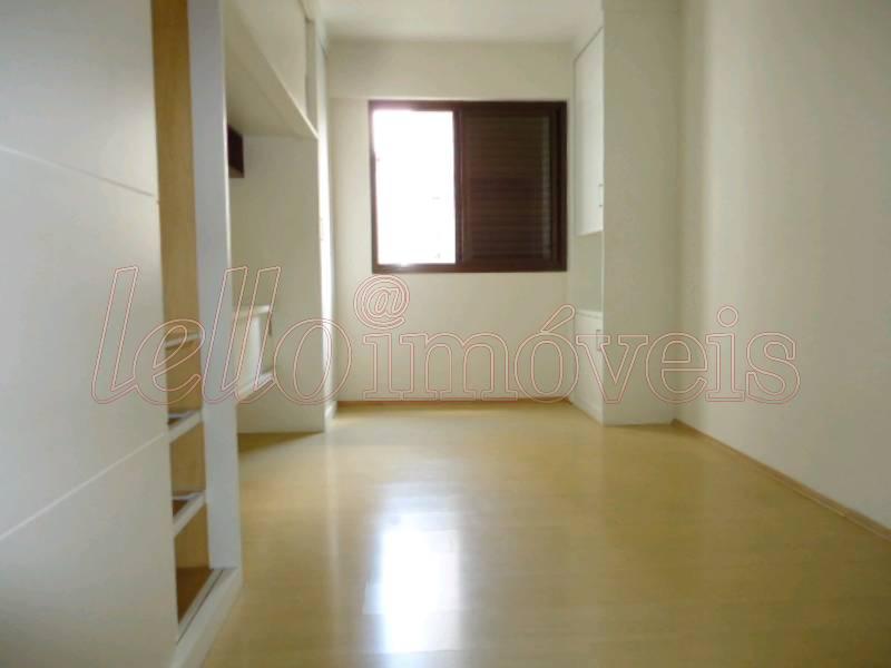 Apartamento para alugar com 3 quartos, 102m² - Foto 13