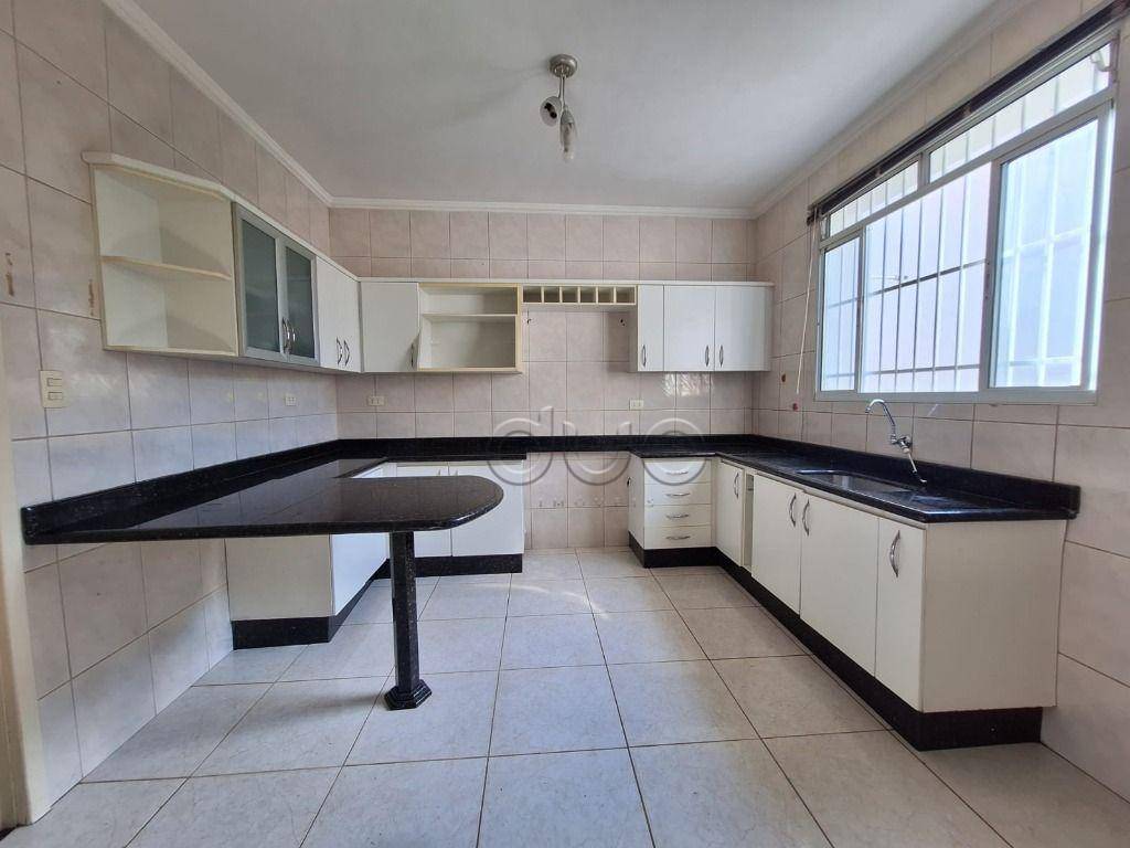 Casa para alugar com 3 quartos, 138m² - Foto 12