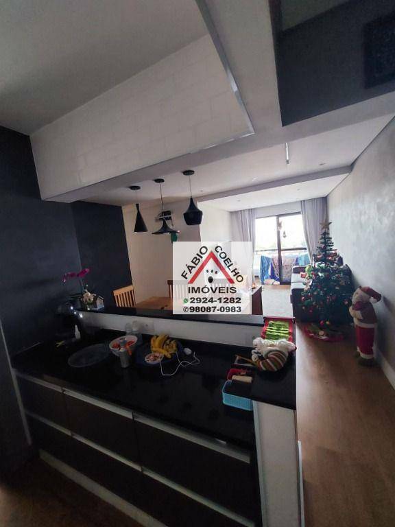 Apartamento à venda com 3 quartos, 75m² - Foto 24