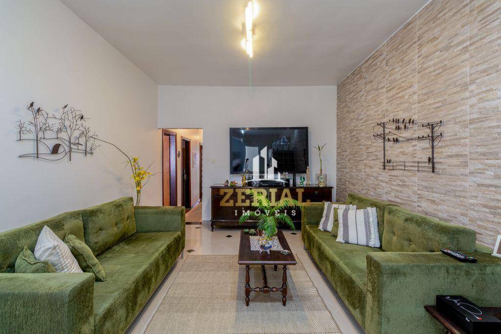 Casa à venda com 3 quartos, 270m² - Foto 1