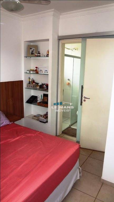 Apartamento à venda com 2 quartos, 72m² - Foto 13