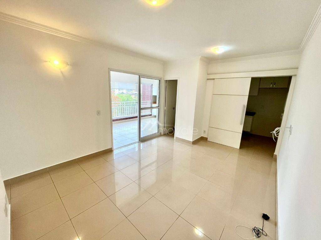 Apartamento para alugar com 2 quartos, 77m² - Foto 4