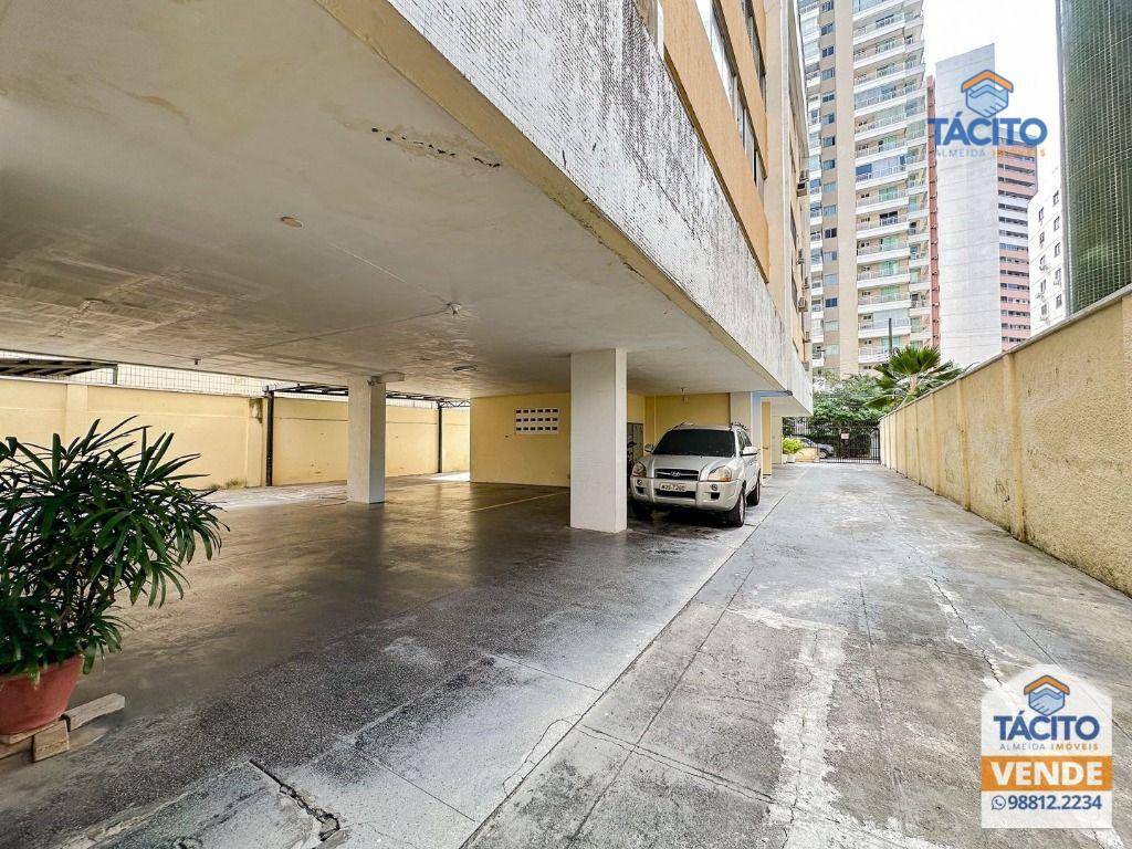 Apartamento à venda com 3 quartos, 122m² - Foto 4