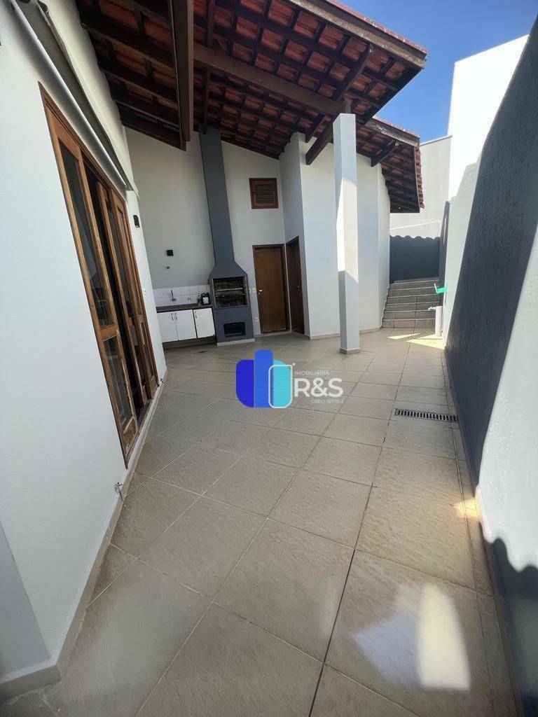 Casa de Condomínio à venda e aluguel com 3 quartos, 246m² - Foto 48