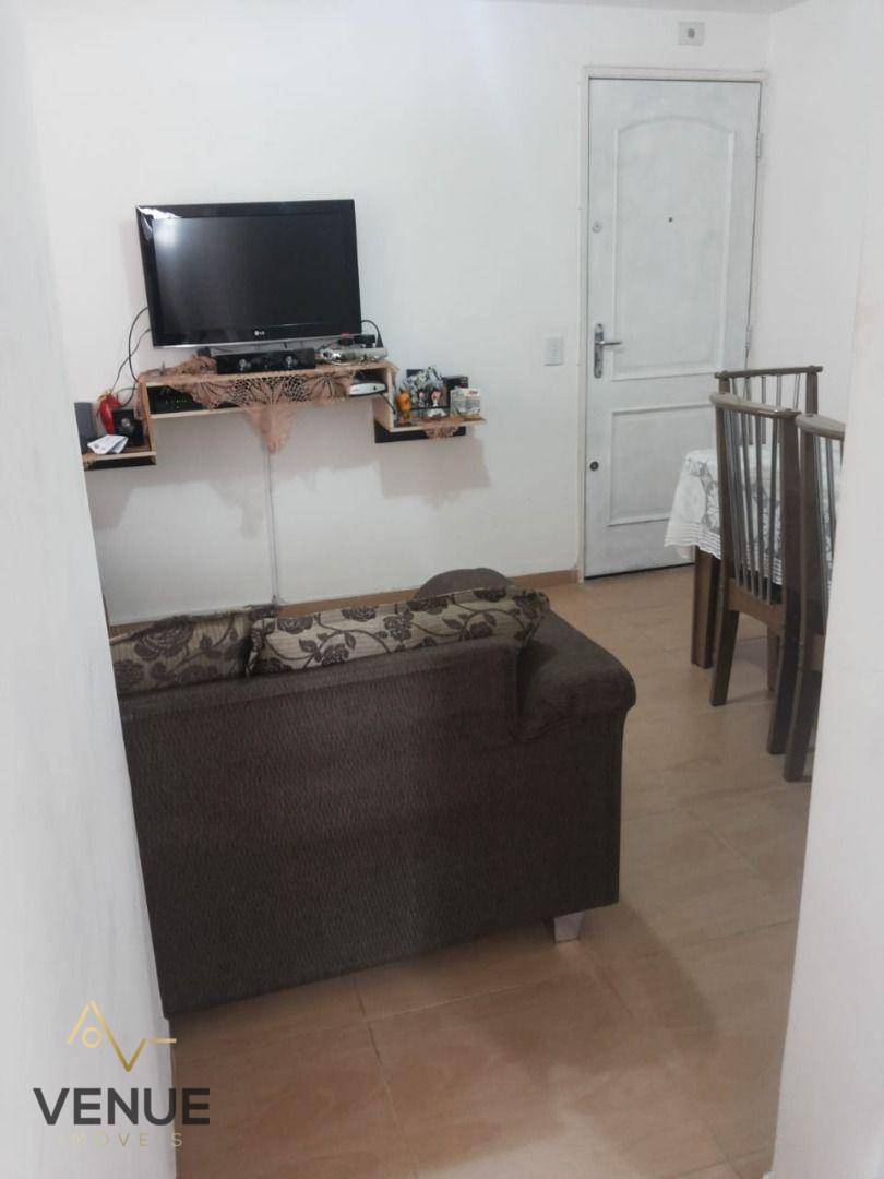 Apartamento à venda com 2 quartos, 42m² - Foto 7