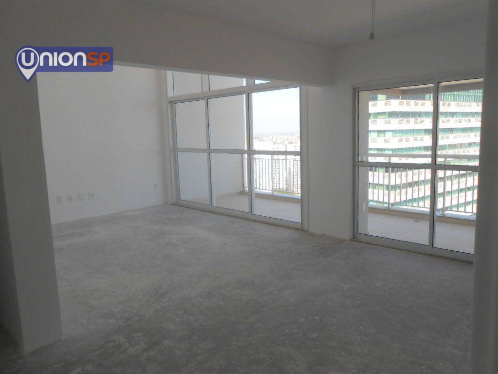 Apartamento à venda com 3 quartos, 177m² - Foto 2