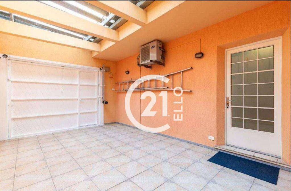 Casa à venda com 4 quartos, 220m² - Foto 7