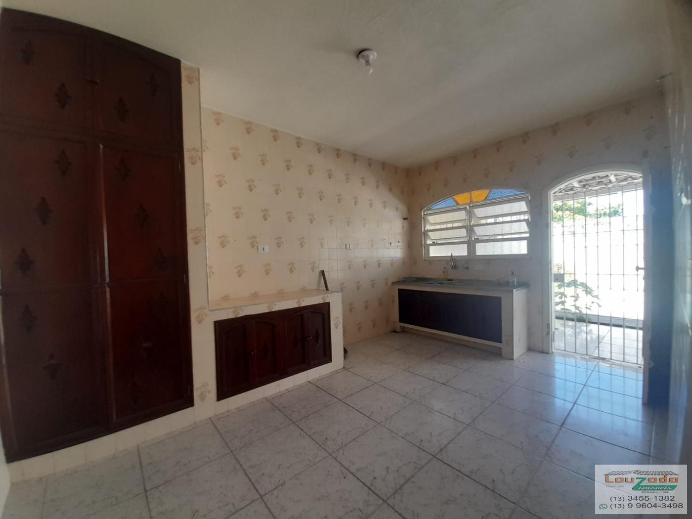 Casa à venda com 2 quartos, 250m² - Foto 3