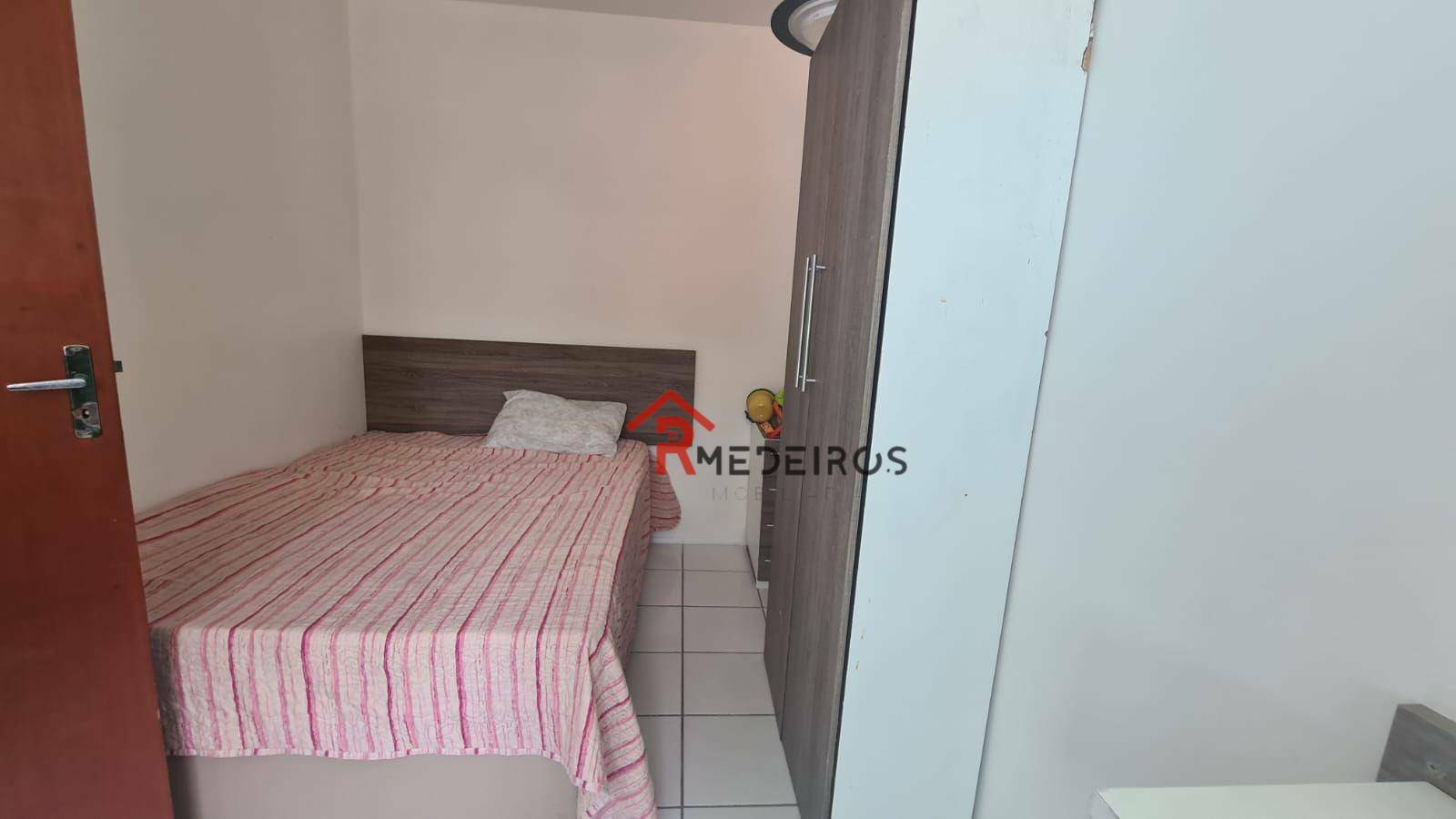 Apartamento à venda com 2 quartos, 60m² - Foto 15