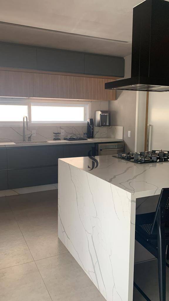 Casa à venda com 4 quartos, 360m² - Foto 11