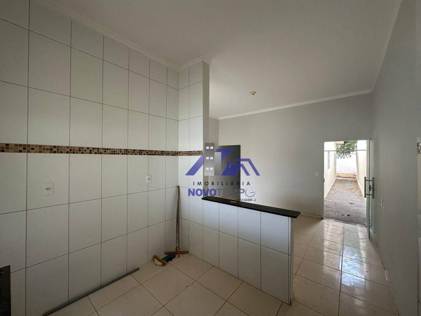 Casa à venda com 2 quartos, 80m² - Foto 8