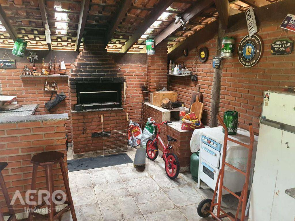 Chácara à venda com 4 quartos, 590m² - Foto 15