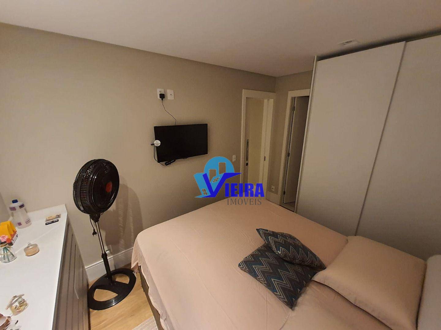 Apartamento à venda com 2 quartos, 62m² - Foto 13