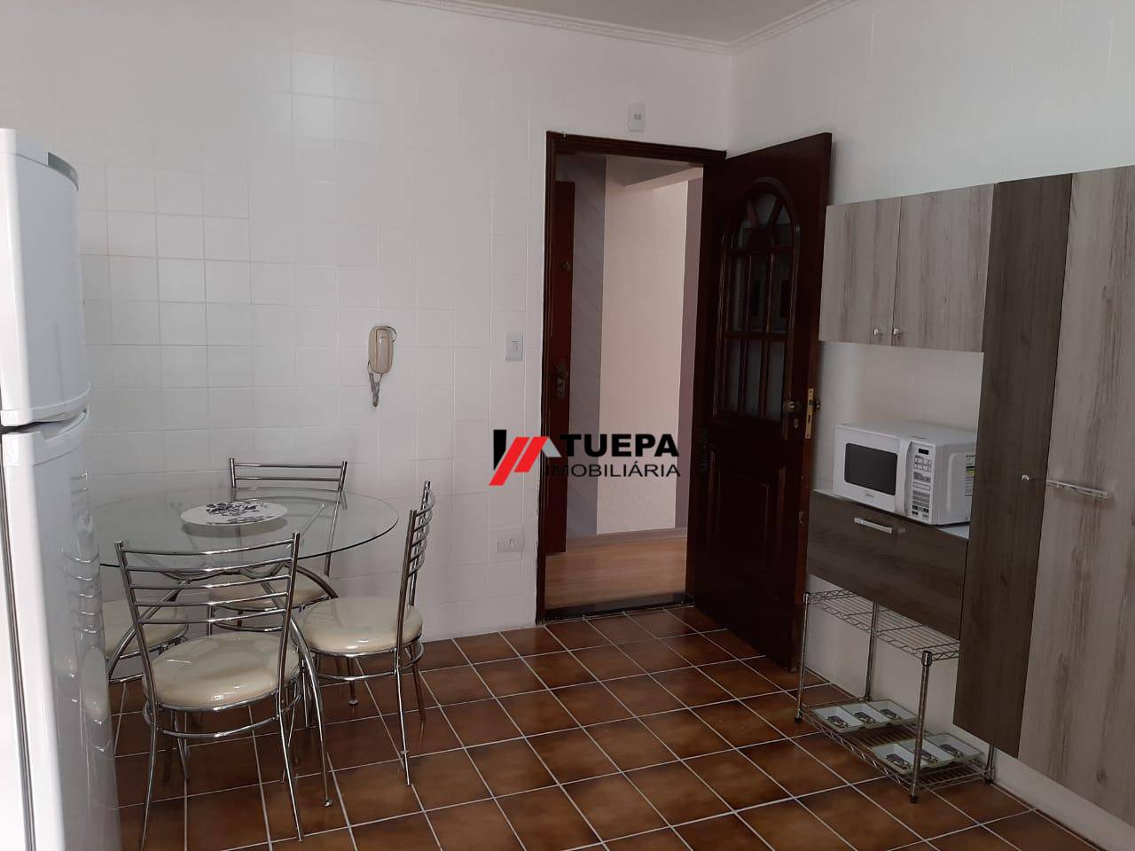 Apartamento à venda com 2 quartos, 75m² - Foto 1