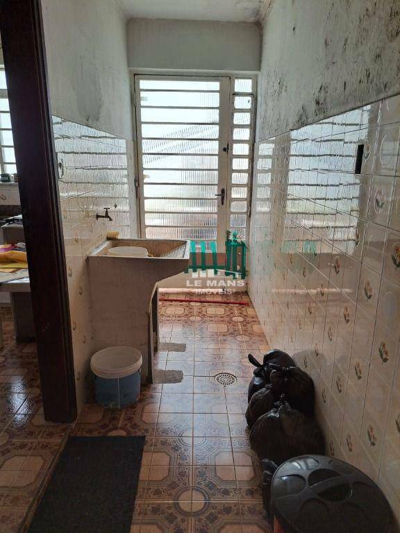 Casa, 6 quartos, 342 m² - Foto 33