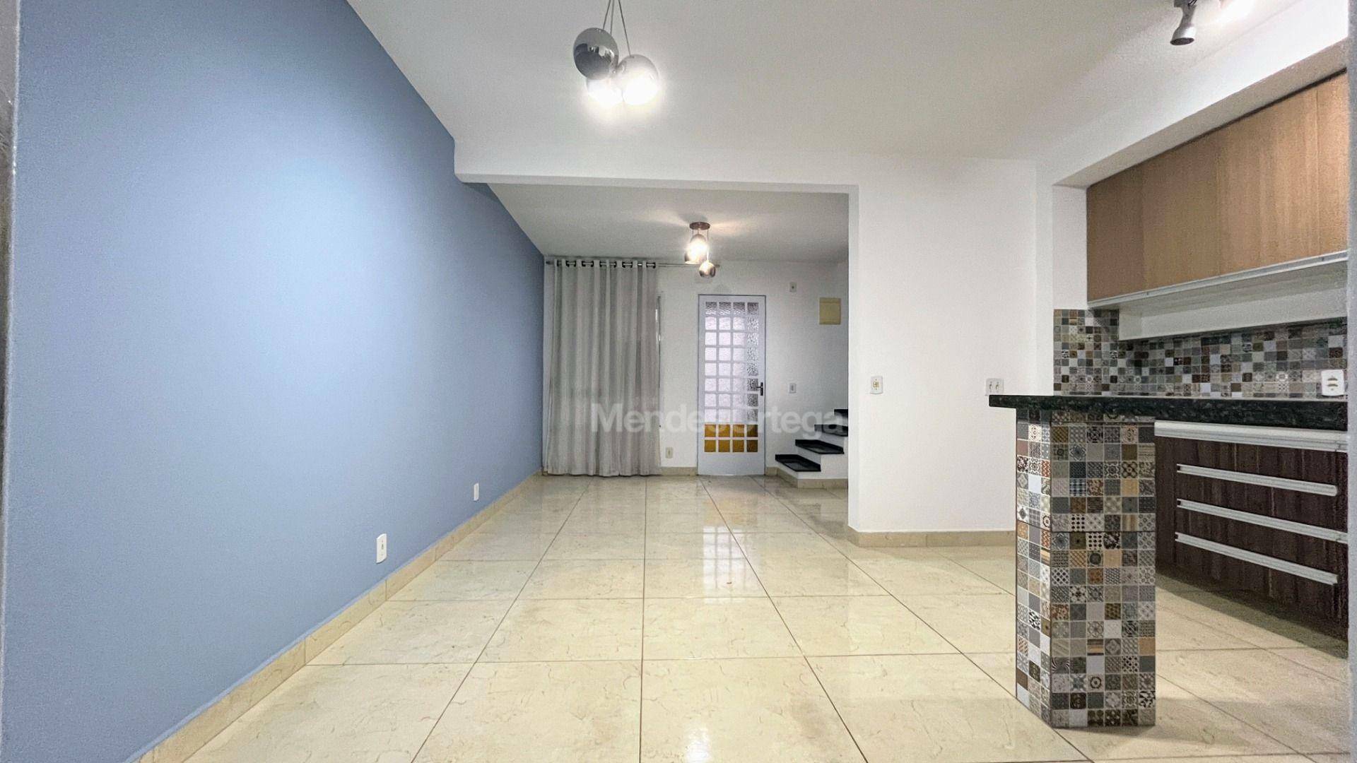 Casa de Condomínio para alugar com 2 quartos, 79m² - Foto 2