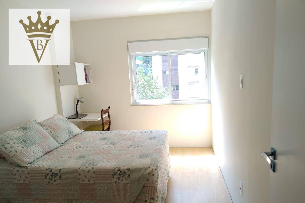 Apartamento à venda com 2 quartos, 60m² - Foto 1