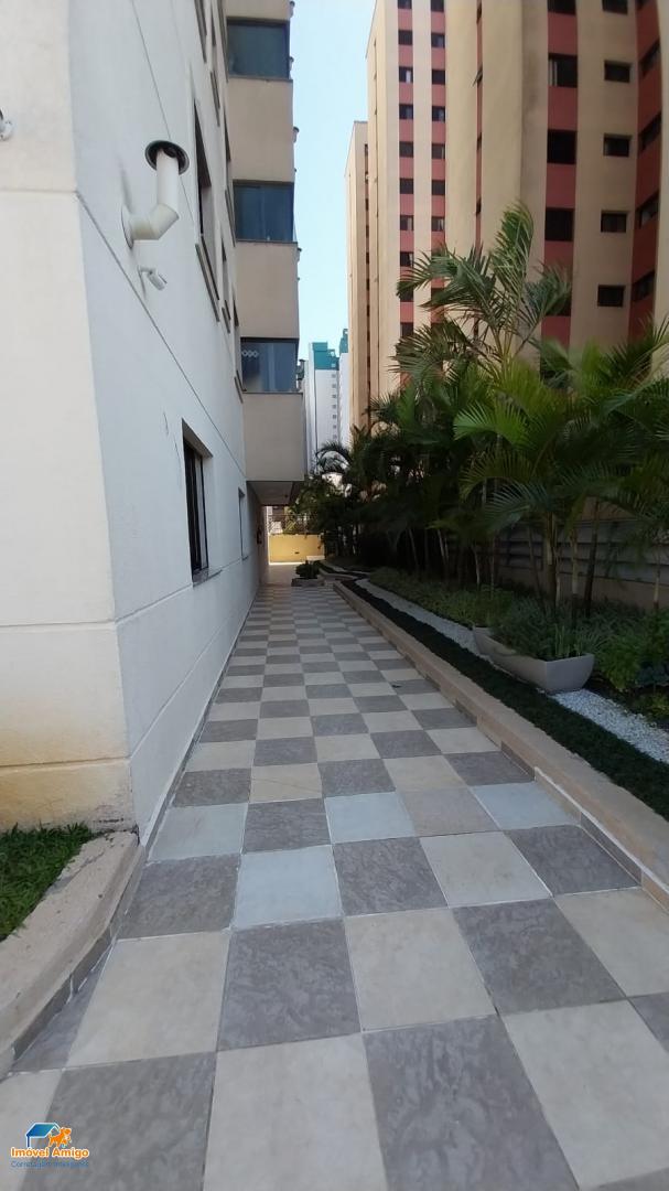 Apartamento à venda com 3 quartos, 106m² - Foto 8