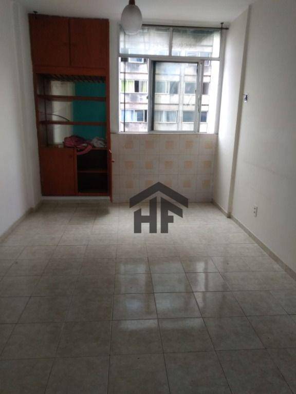 Apartamento à venda com 2 quartos, 59m² - Foto 15