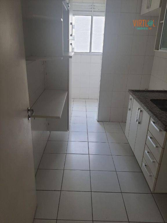 Apartamento à venda com 3 quartos, 64m² - Foto 10