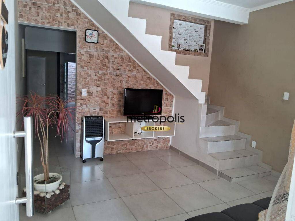 Sobrado, 3 quartos, 200 m² - Foto 2