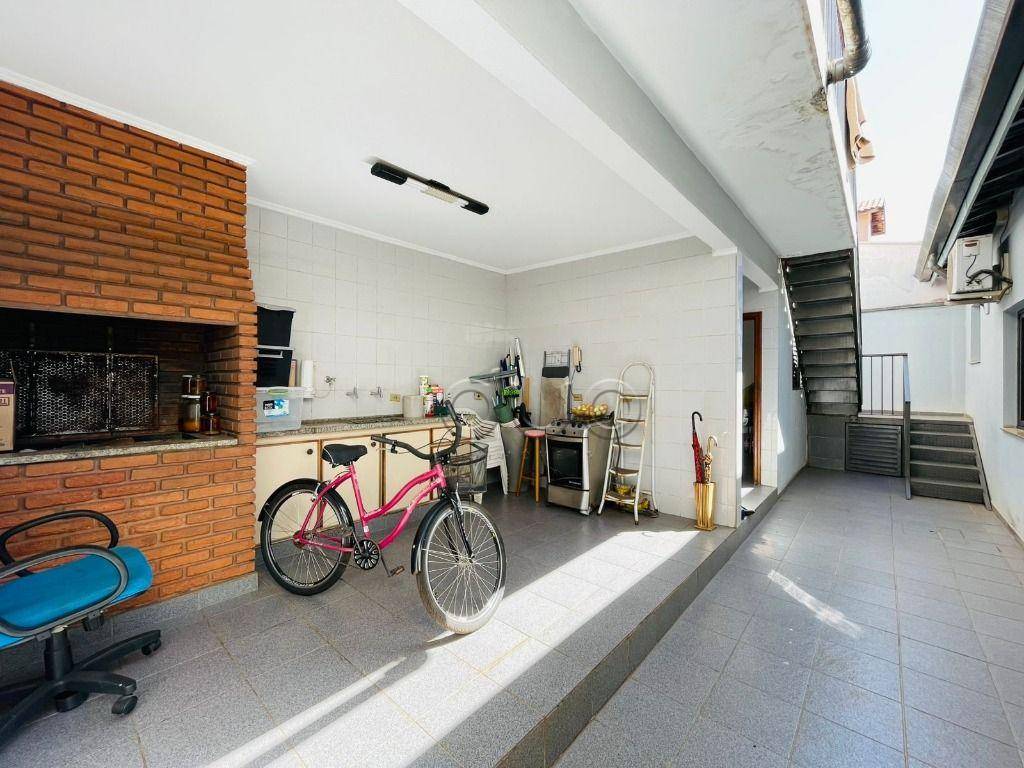 Casa, 3 quartos, 173 m² - Foto 1