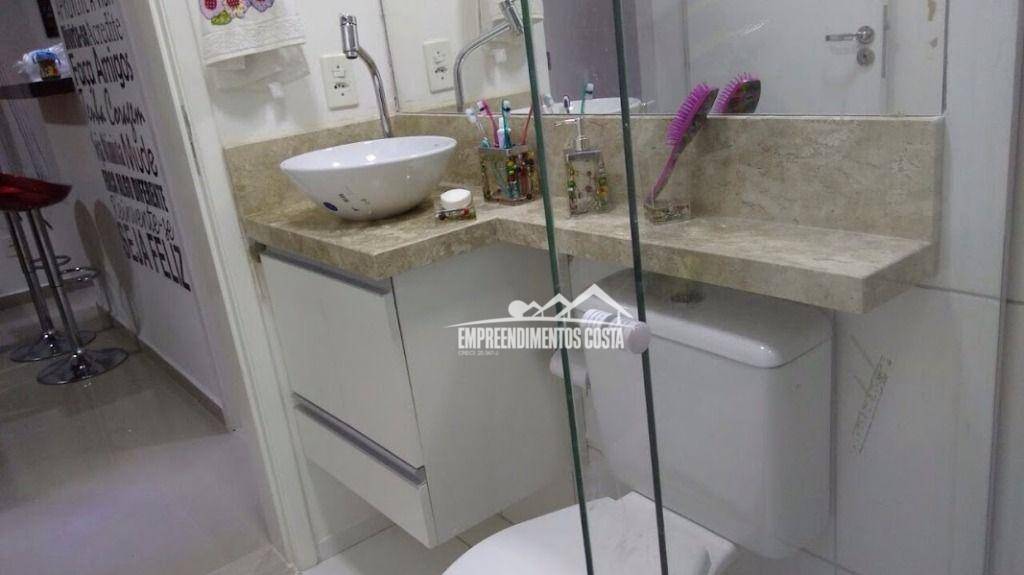 Apartamento à venda com 2 quartos, 42m² - Foto 14