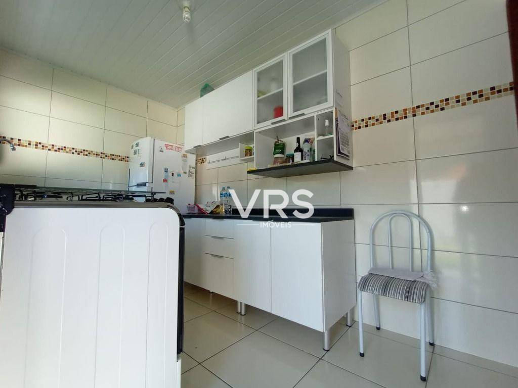 Casa à venda com 2 quartos, 108m² - Foto 18