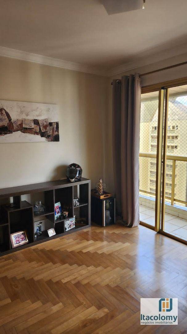 Apartamento à venda com 3 quartos, 107m² - Foto 6