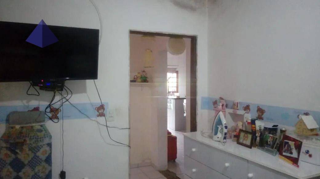 Casa à venda com 2 quartos, 150m² - Foto 5