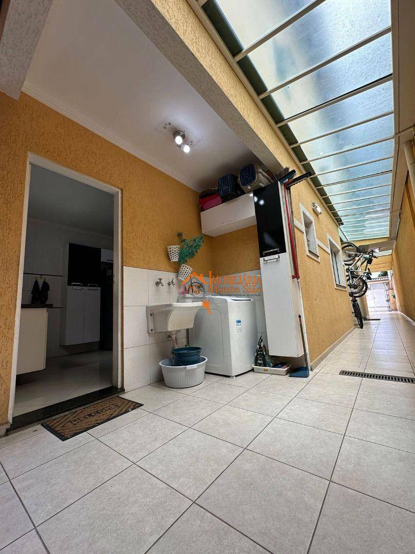 Sobrado à venda com 3 quartos, 200m² - Foto 35