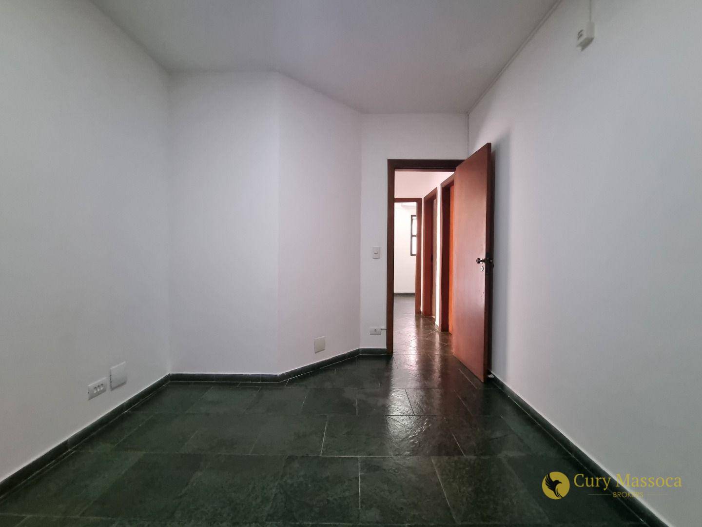 Apartamento para alugar com 3 quartos, 95m² - Foto 18