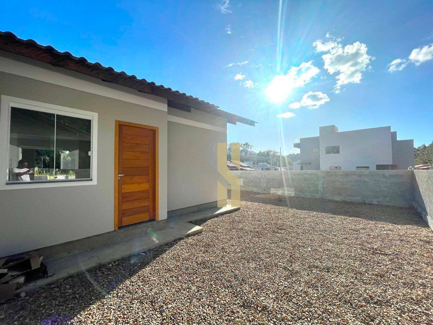 Casa à venda com 2 quartos, 50m² - Foto 19