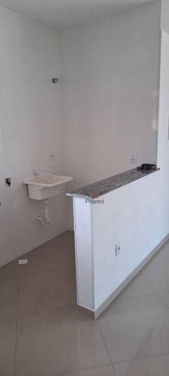 Apartamento para alugar com 1 quarto, 40m² - Foto 11