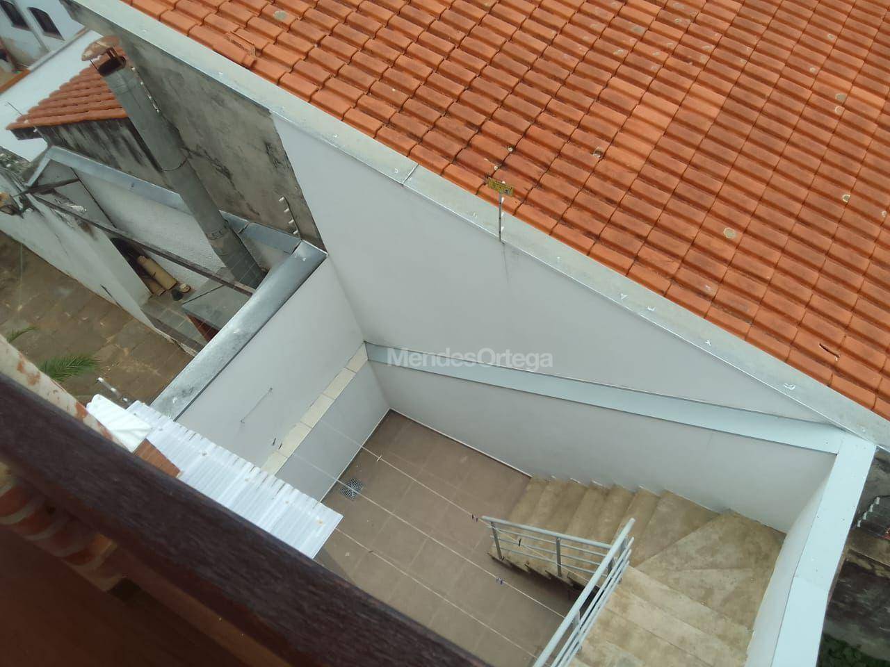 Casa à venda com 3 quartos, 231m² - Foto 14