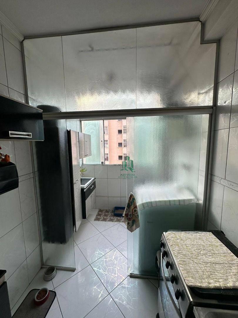 Apartamento à venda com 2 quartos, 64m² - Foto 19