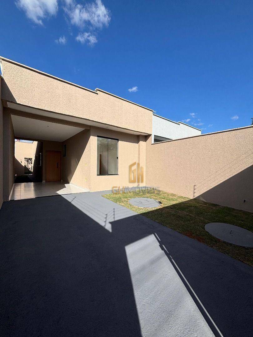 Casa à venda com 2 quartos, 90m² - Foto 2